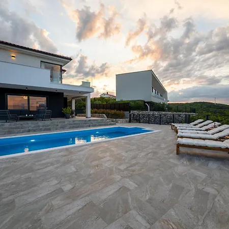 Villa Volare *
