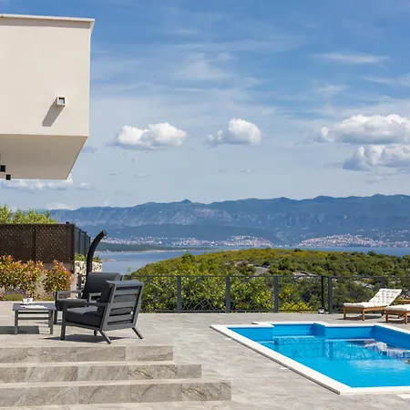 Villa Volare