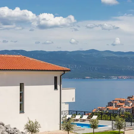 Volare Villa *
