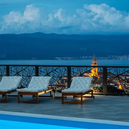 Volare Villa